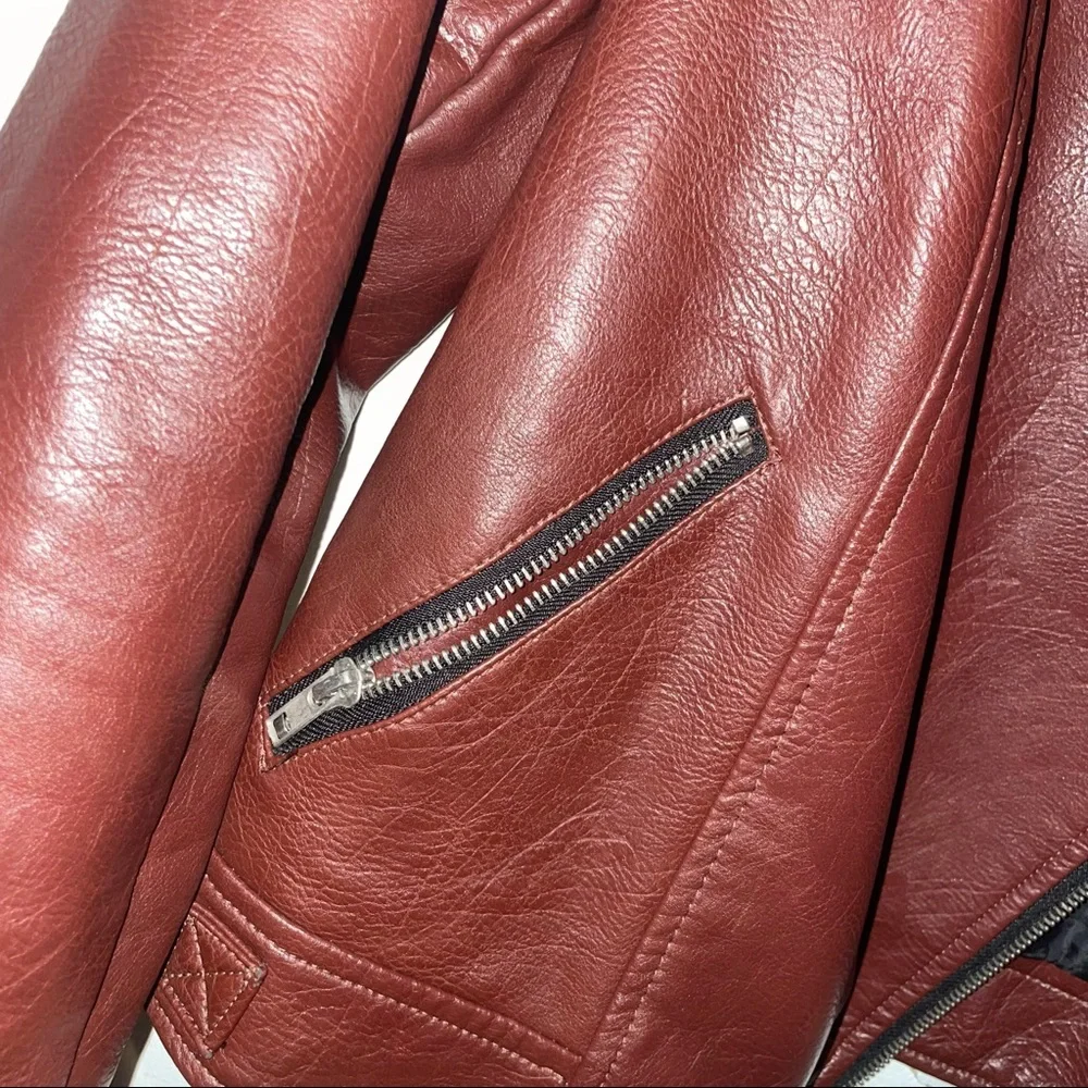 Girls Medium Leather Jacket Good Condition - Picture 2 of 7